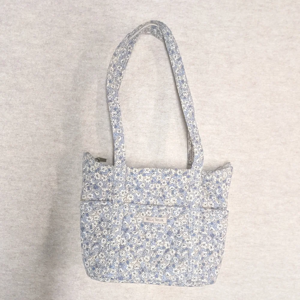 Kahki Floral Stride Tote Bella Taylor Quilted Pockets Shoulder Bag Zip Top Med - Picture 4 of 12